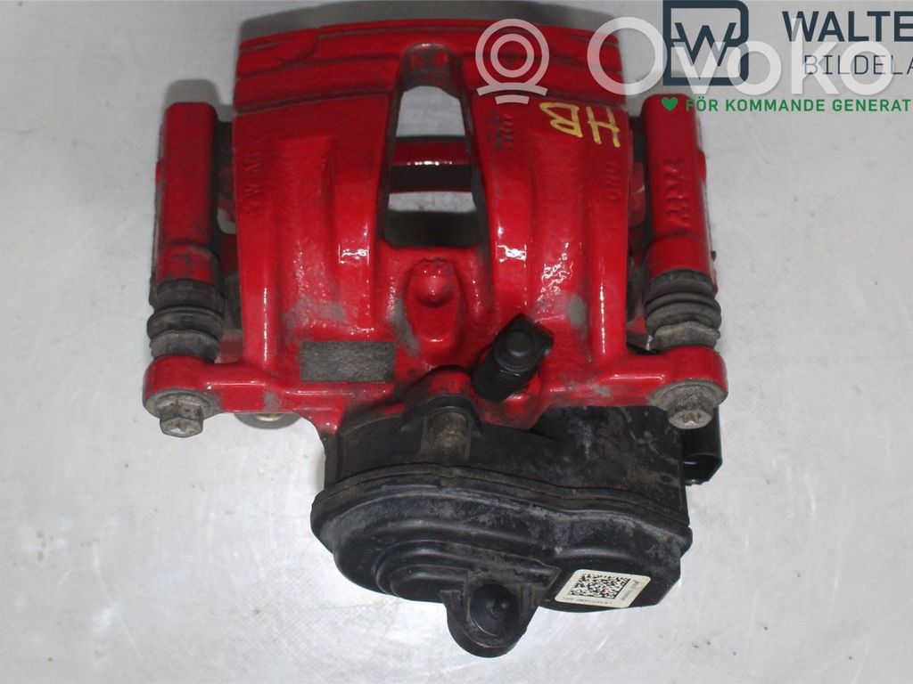Audi Q8 Galinis suportas 