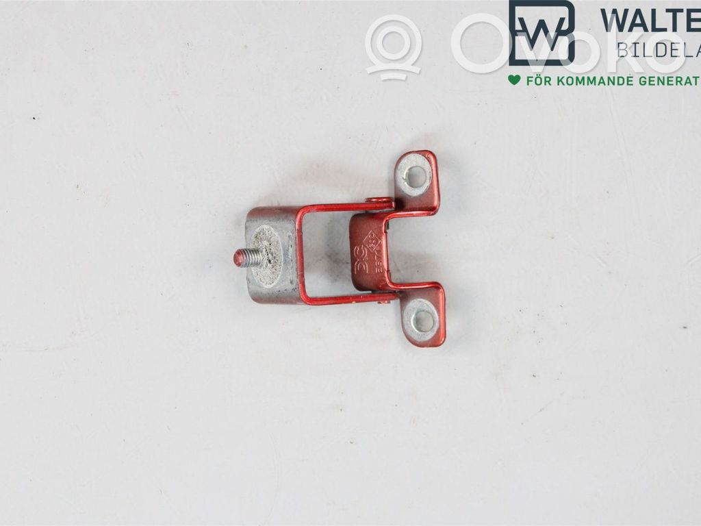 Renault Clio IV Tailgate/trunk/boot hinge 