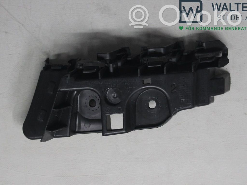 Audi A1 Soporte de montaje del parachoques trasero 