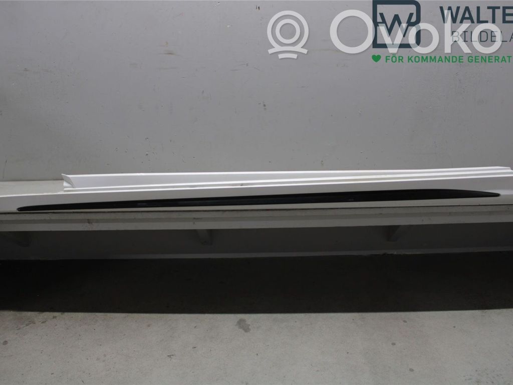 Mercedes-Benz C W205 Próg