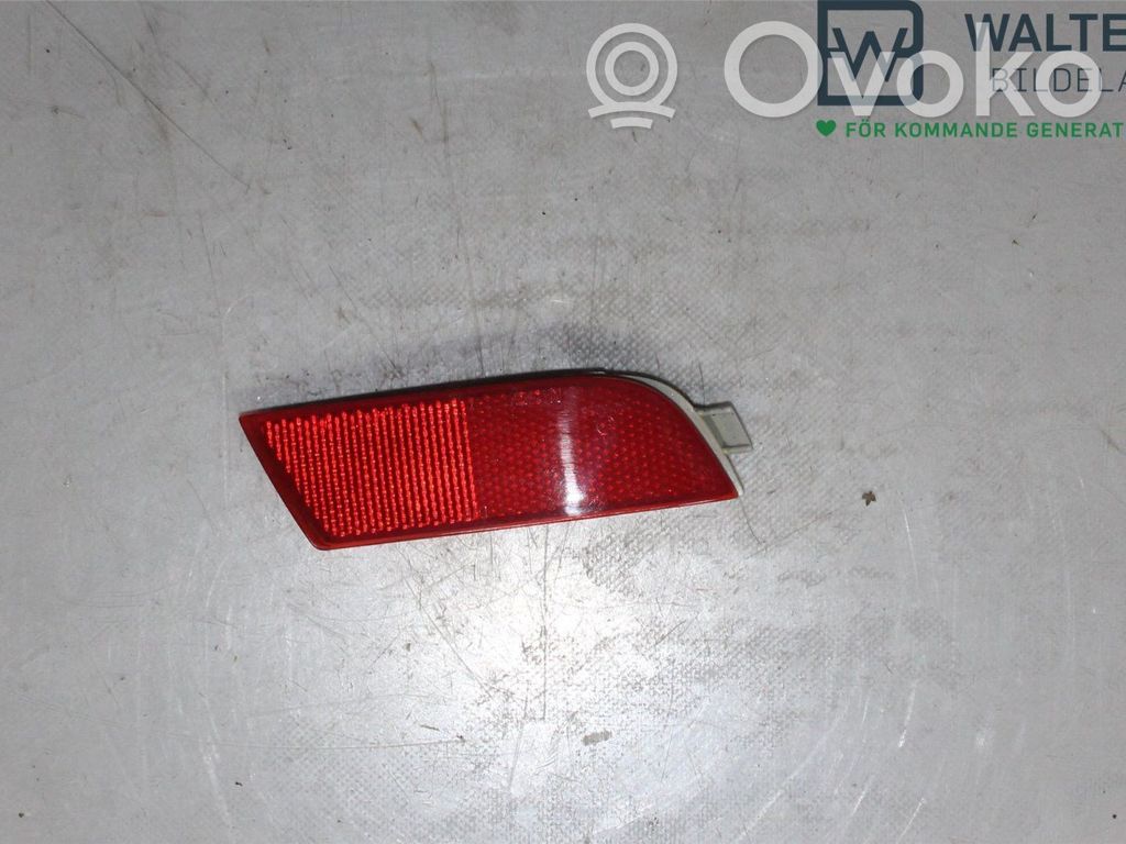 Nissan Note (E11) Reflector de faros/luces traseros 