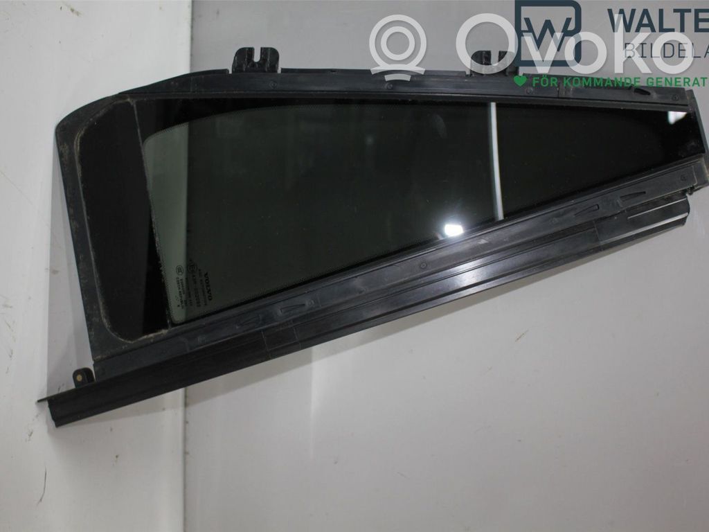 Volvo XC90 Ventanilla de ventilación de la puerta trasera 