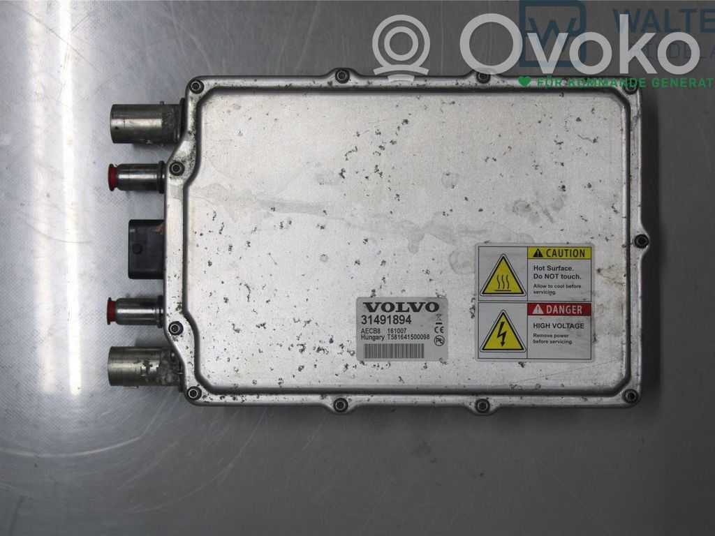 Volvo XC90 Ładowarka do akumulatora 