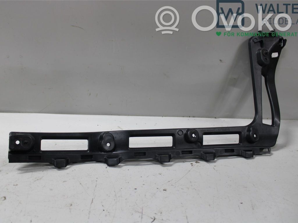 Ford Focus Tailgate trim 
