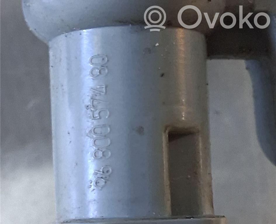 Etupuskurin suuntavilkku   6325G3,9680057480,9680057480