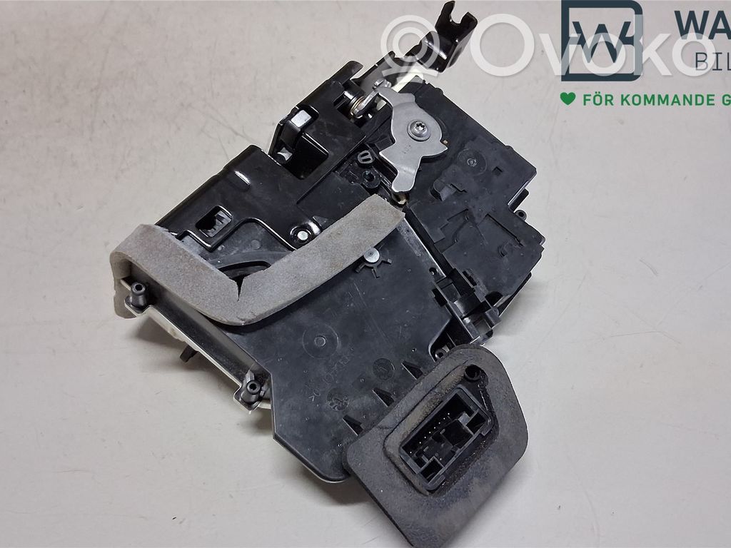 Audi Q8 Front door lock 
