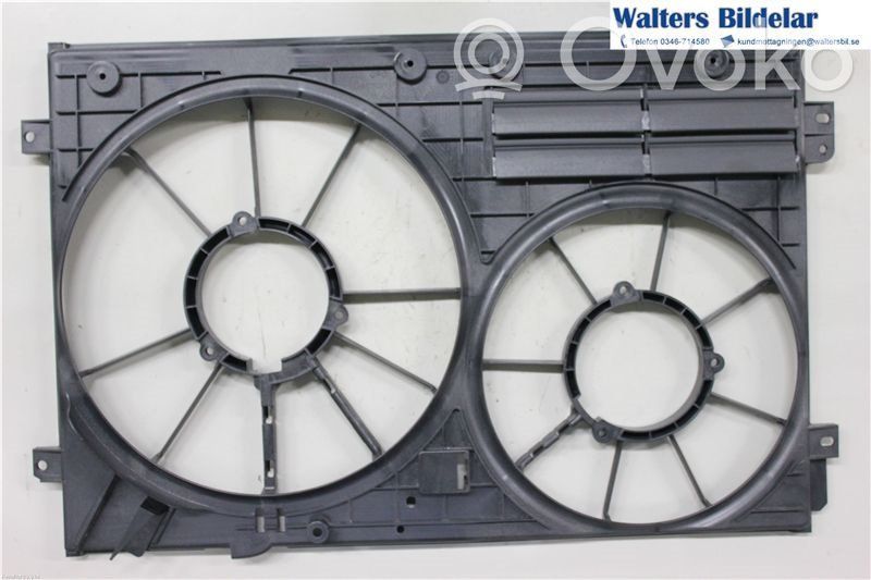 Volkswagen PASSAT B7 Aro de refuerzo del ventilador del radiador