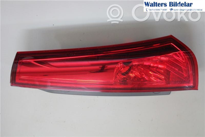KIA Ceed Luci posteriori 