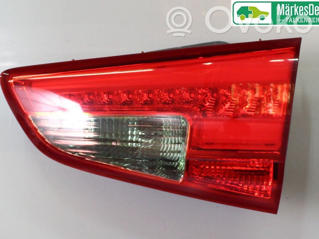 KIA Ceed Feux arrière sur hayon 