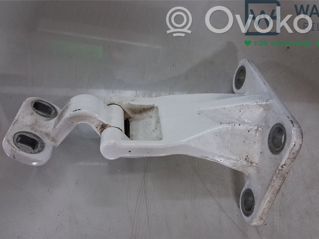 Volkswagen Caddy Rear door upper hinge 