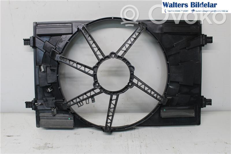 Volkswagen Golf VII Radiator cooling fan shroud 