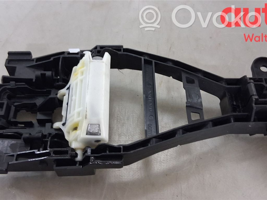 Volvo XC40 Klamka zewnętrzna drzwi przednich 
