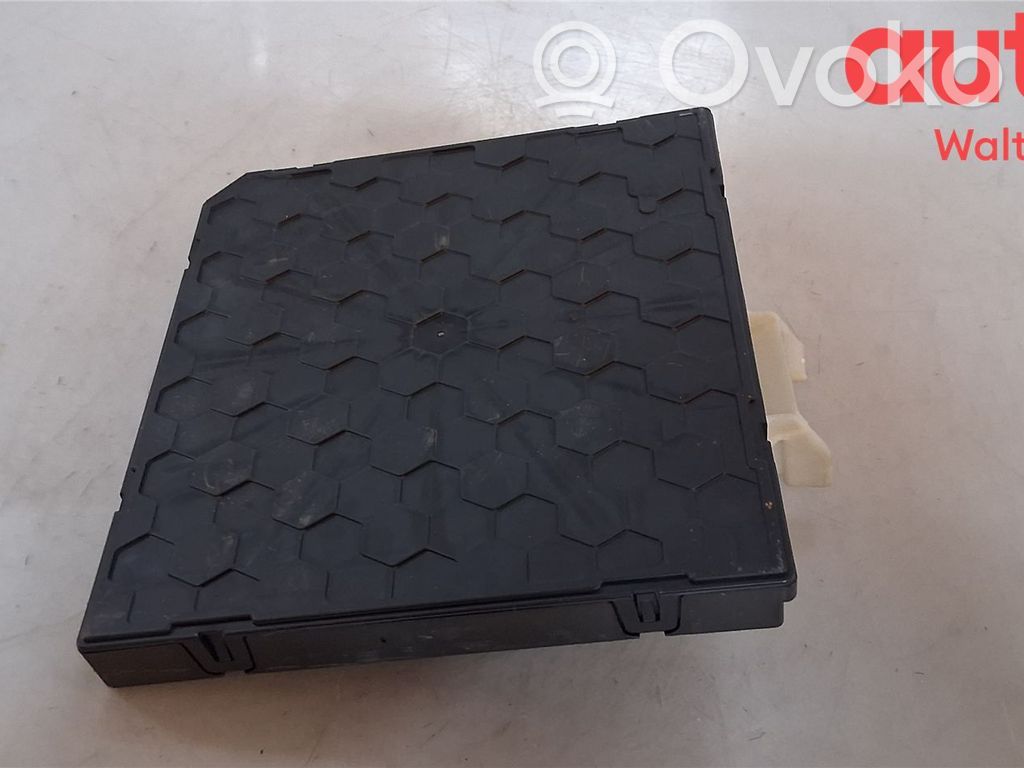 Volkswagen Golf VIII Comfort/convenience module 