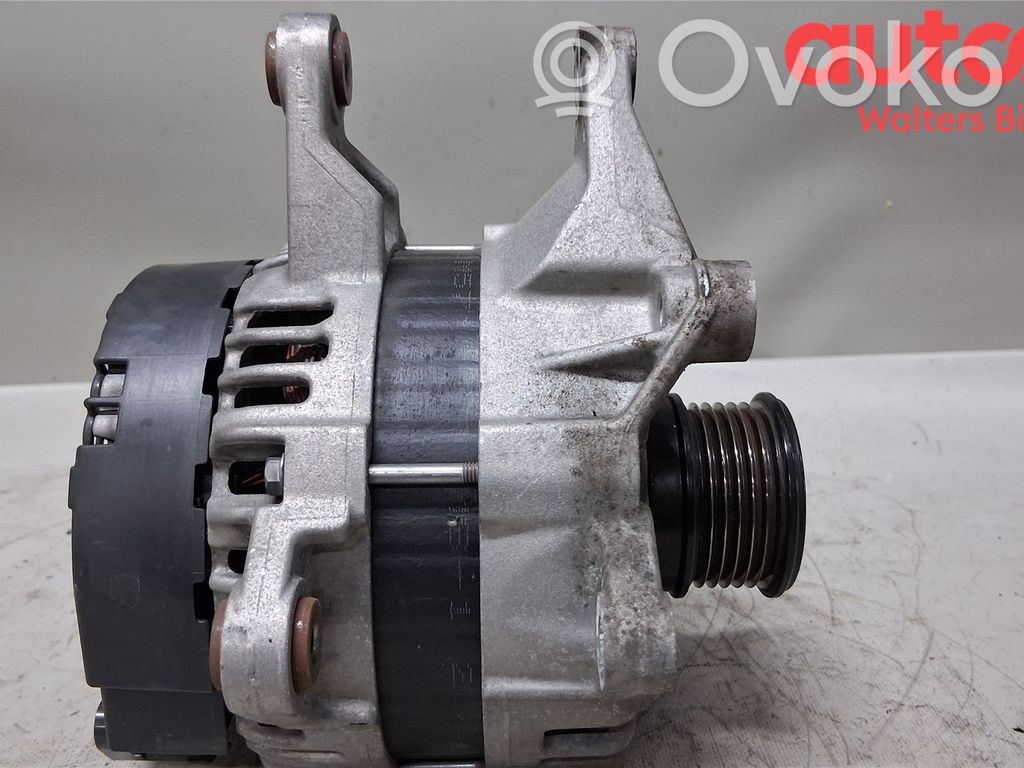 Mercedes-Benz C W205 Generatore/alternatore 