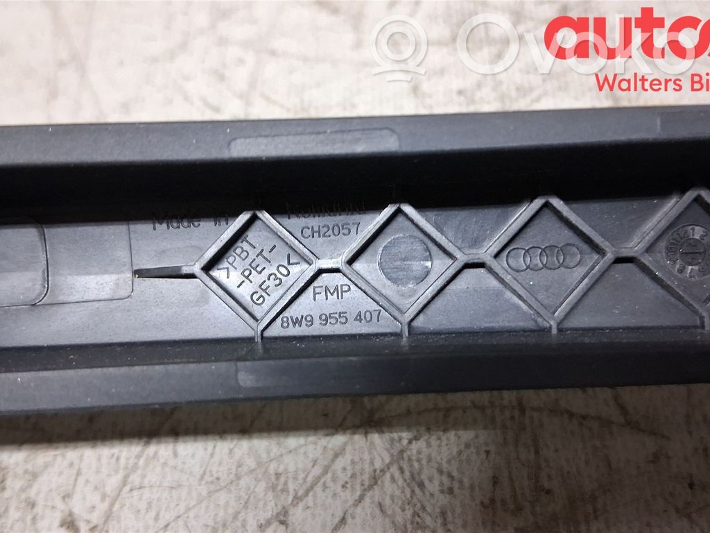 Audi Q3 F3 Ramię wycieraczki szyby tylnej 