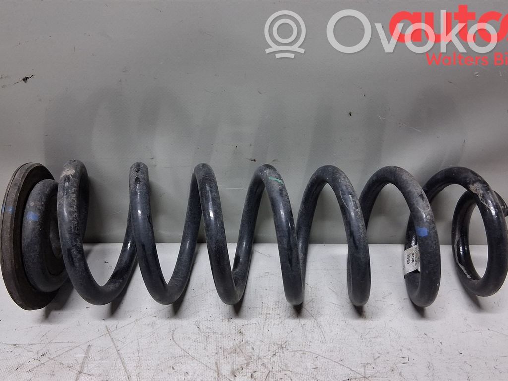 Audi Q3 F3 Feder hinten 