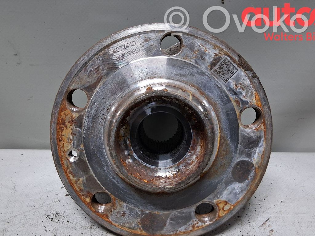 Audi Q3 F3 Radlagergehäuse hinten