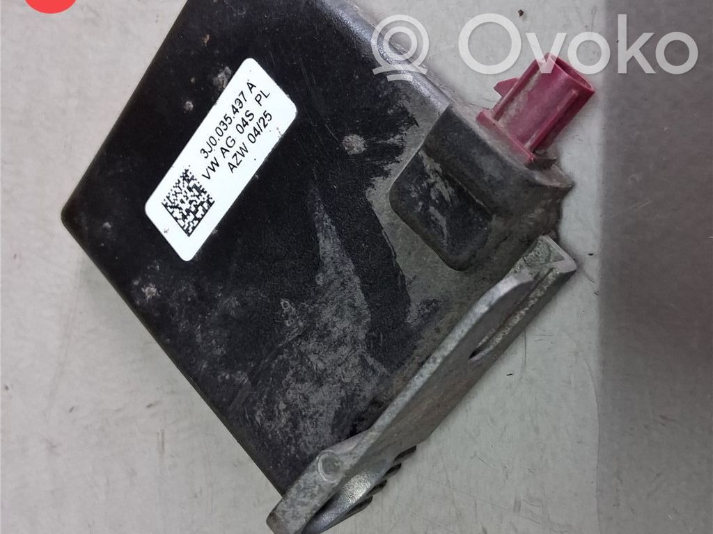 Skoda Superb B9 Radion antenni