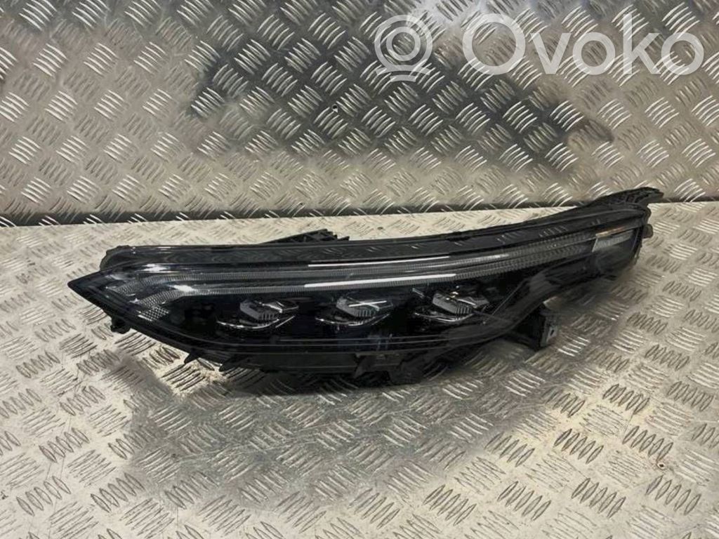 Maxus Euniq 6 LED dienas gaisma 
