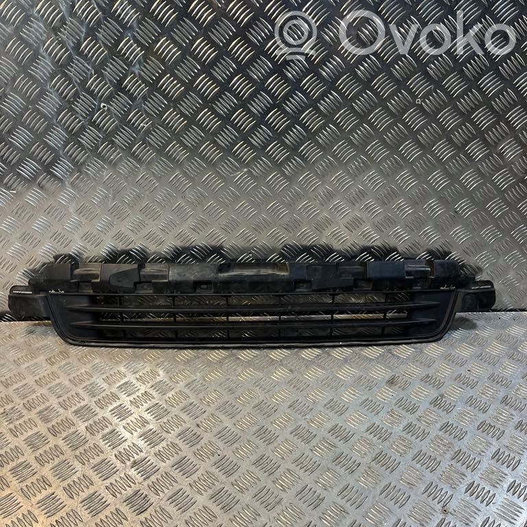 Peugeot Expert Front bumper lower grill 