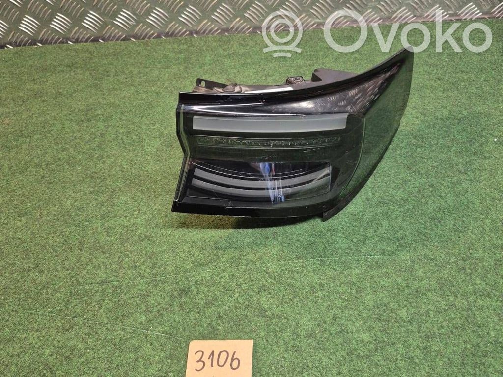 Lampa tylna   R2KB13404AD