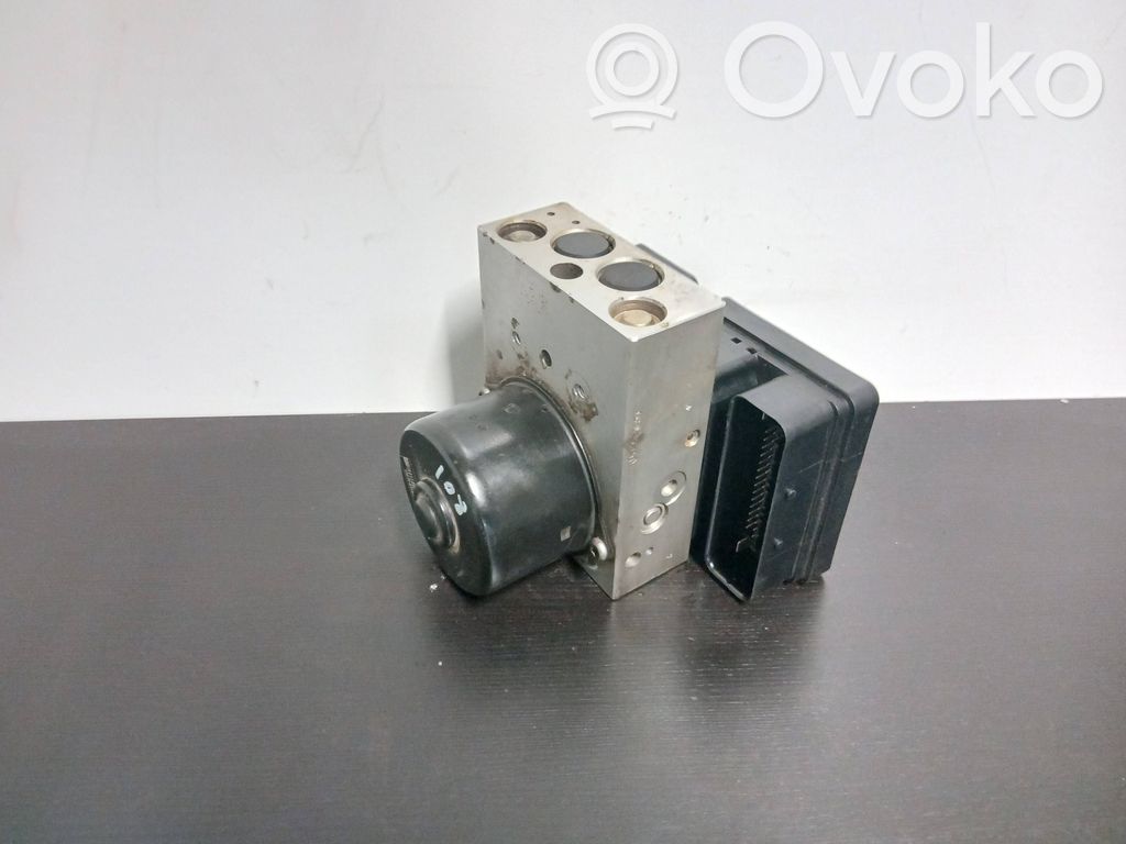 Volvo XC90 ABS Blokas 