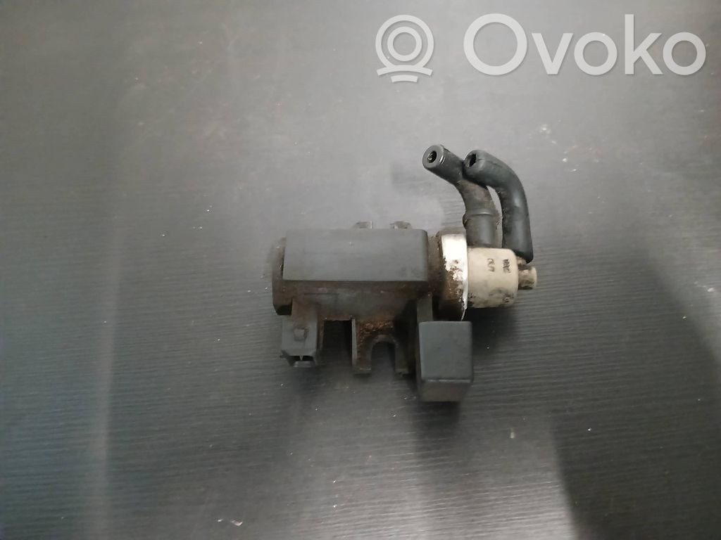 Volvo V70 Válvula de vacío (Usadas) 
