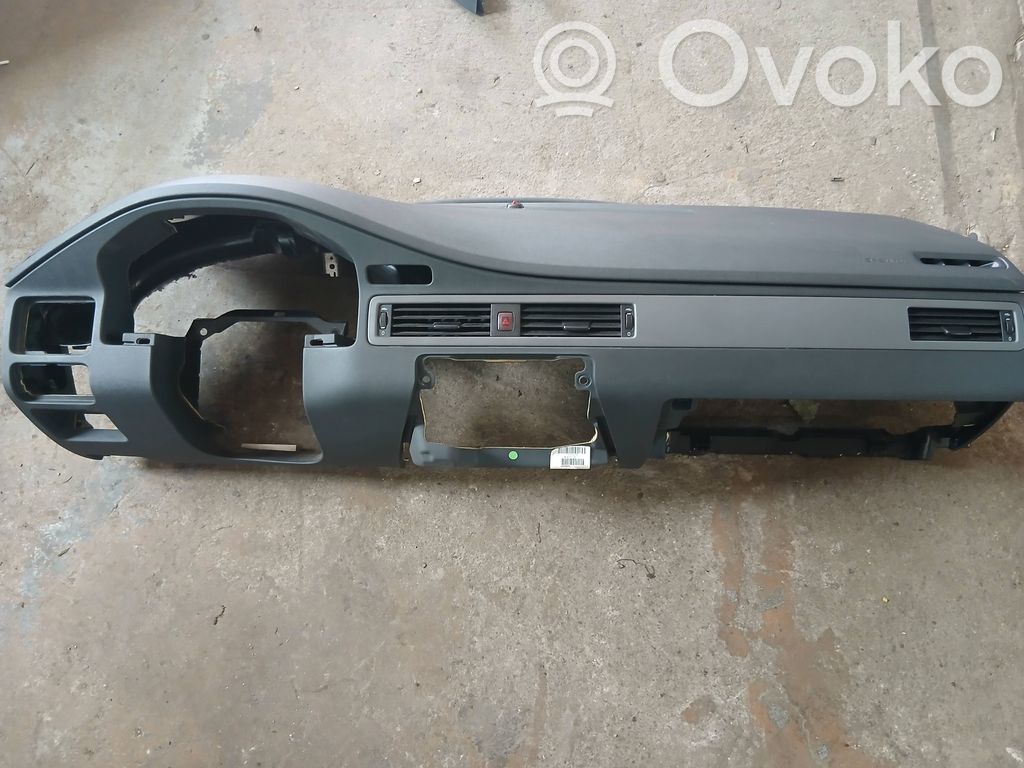 Volvo XC70 Panelis 