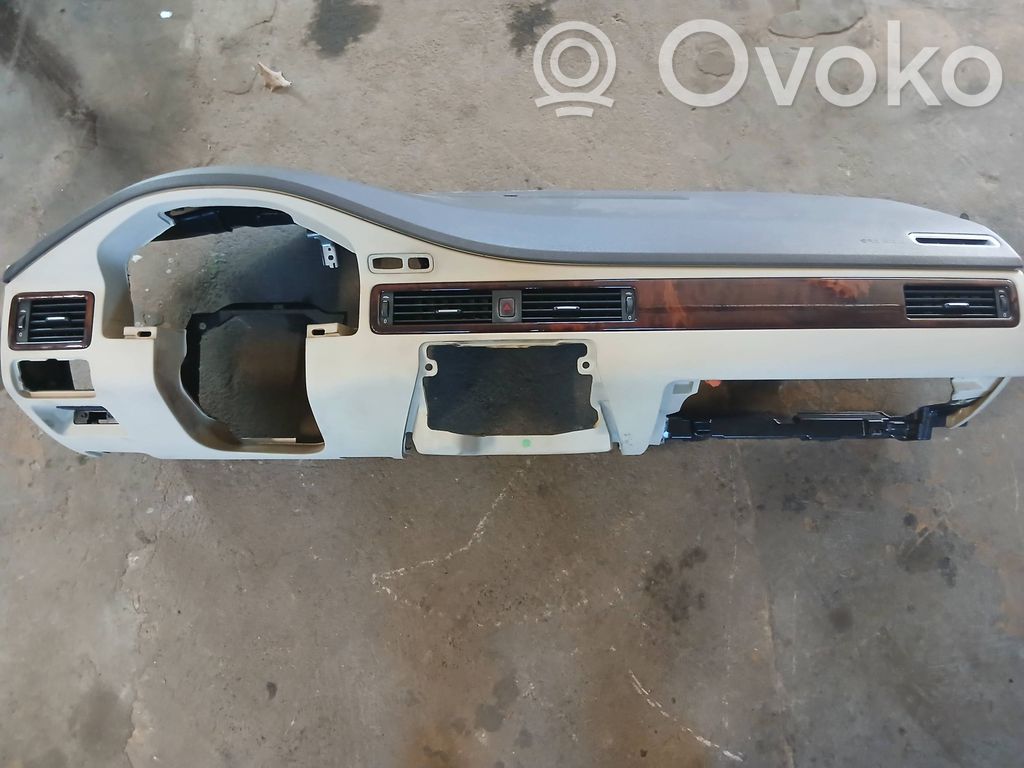 Volvo S80 Panelis 