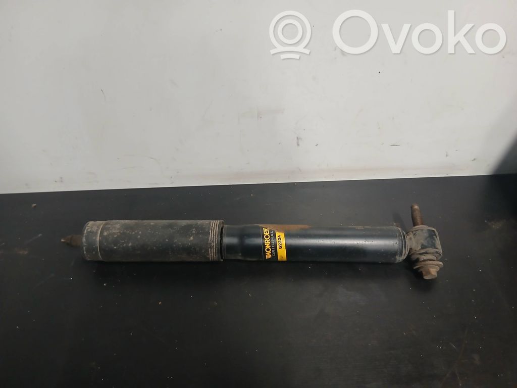 Volvo V70 Aizmugurē amortizators 