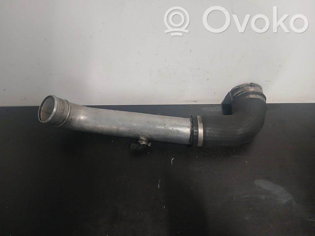 BMW 5 E60 E61 Interkūlera šļūtene (-es) / caurule (-es) 