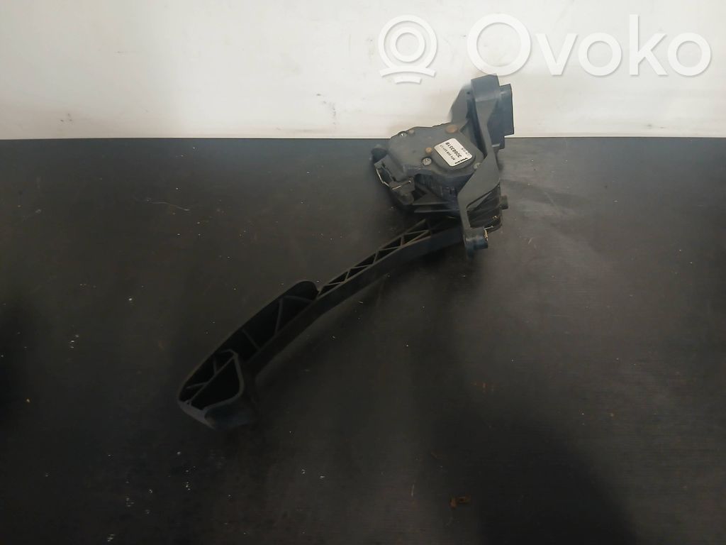 Volvo XC90 Accelerator throttle pedal 