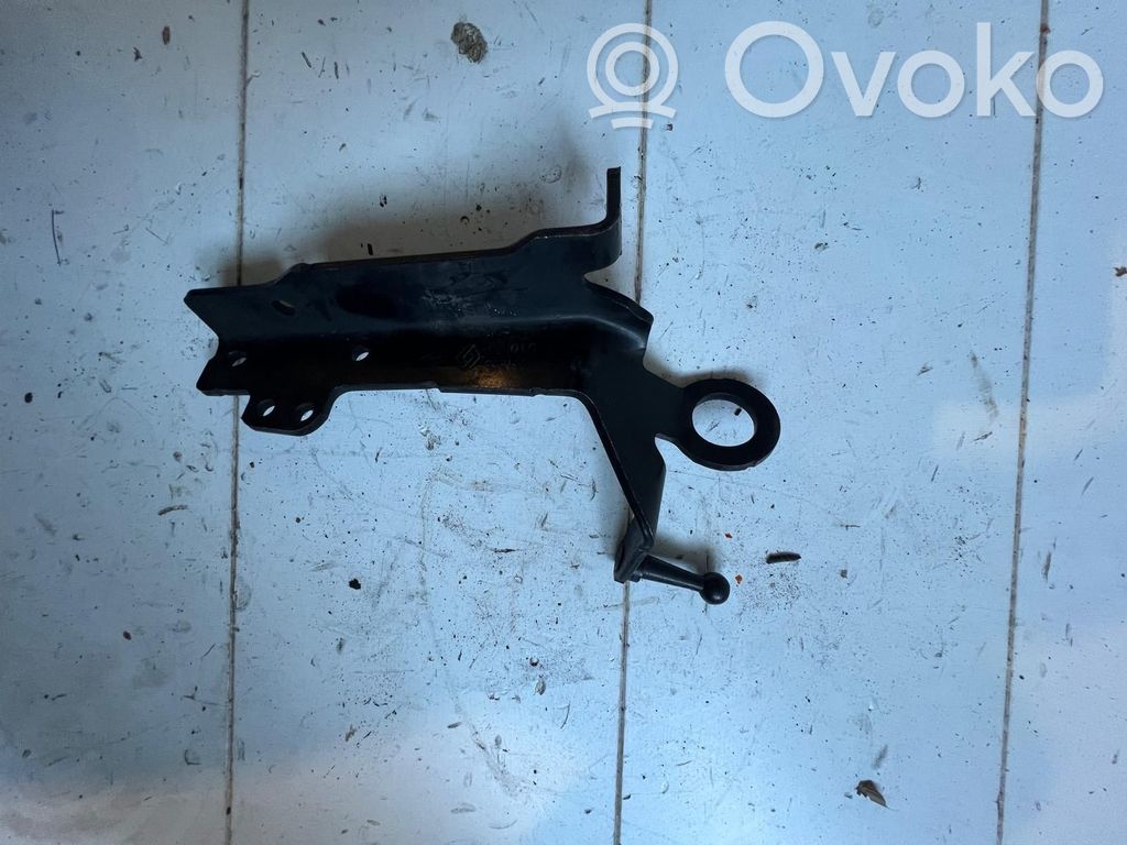 Renault Megane III Engine mounting bracket 