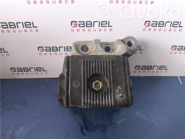 Soporte de montaje del motor
