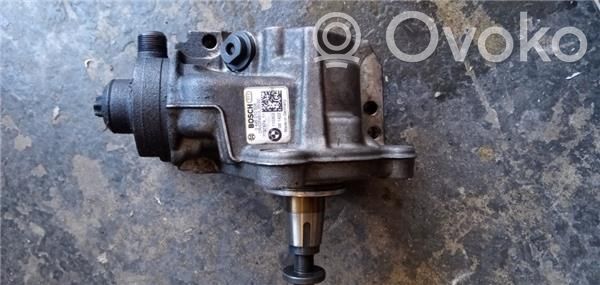 BMW X3 E83 Fuel injection high pressure pump 
