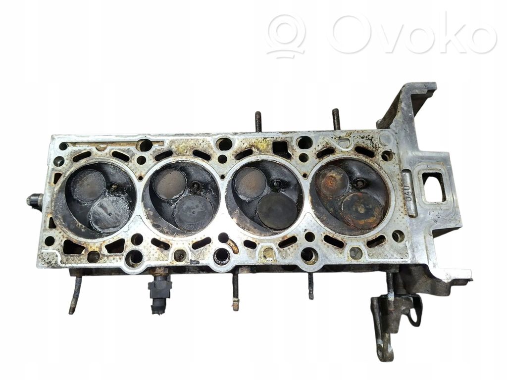 Engine head   1743987
