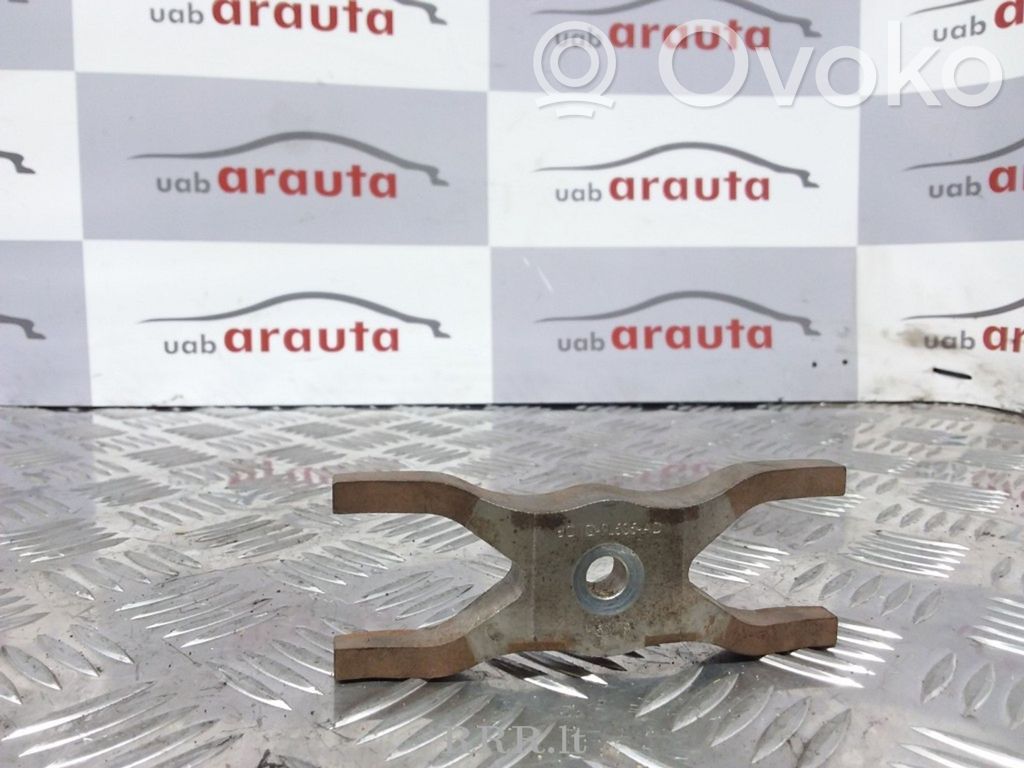 Ford Transit Abrazadera del inyector de combustible 