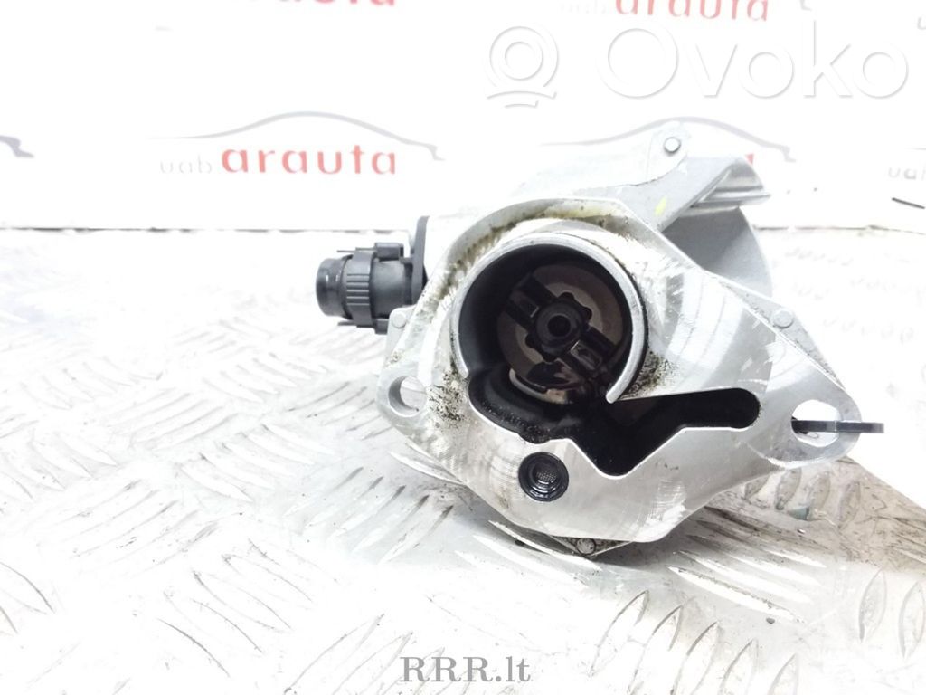 Nissan Qashqai Vacuum pump 
