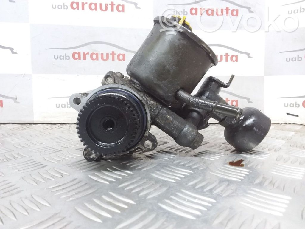 Mazda 626 Ohjaustehostimen pumppu 