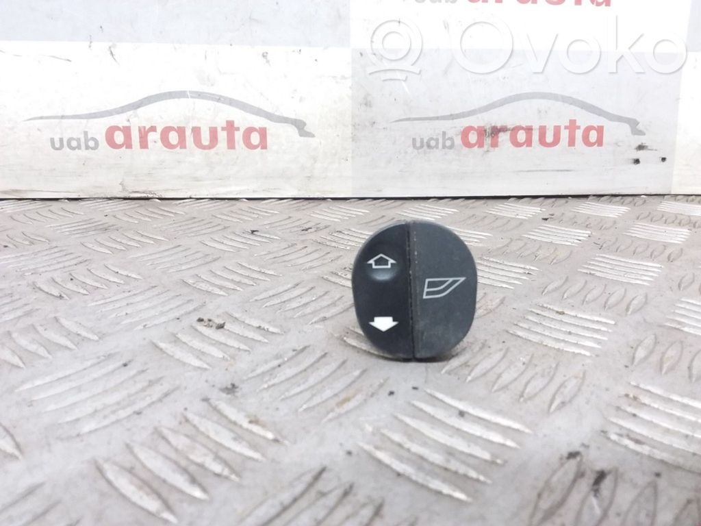 Ford Fiesta Electric window control switch 