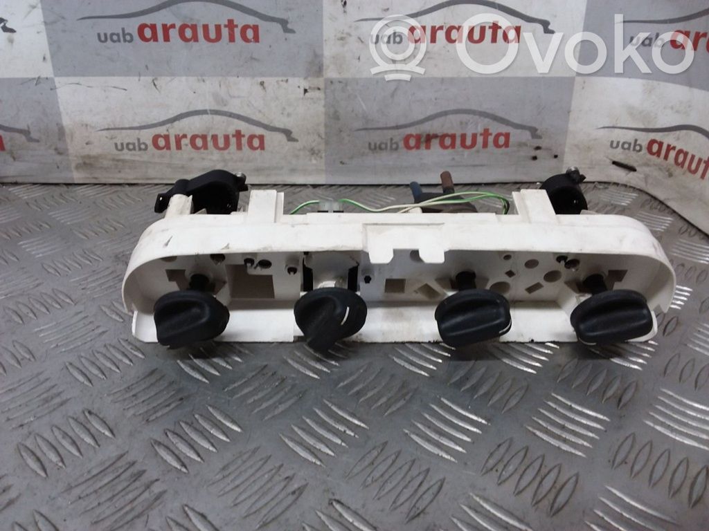 Opel Omega B1 Climate control unit 