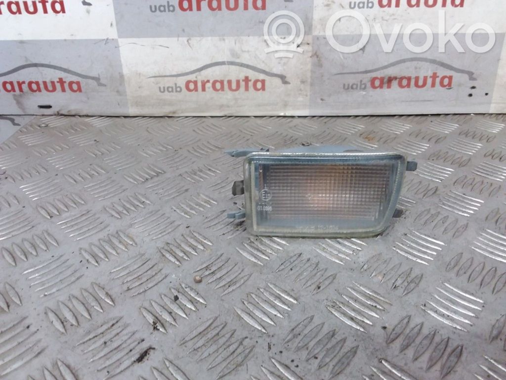 Volkswagen Golf III Front indicator light 