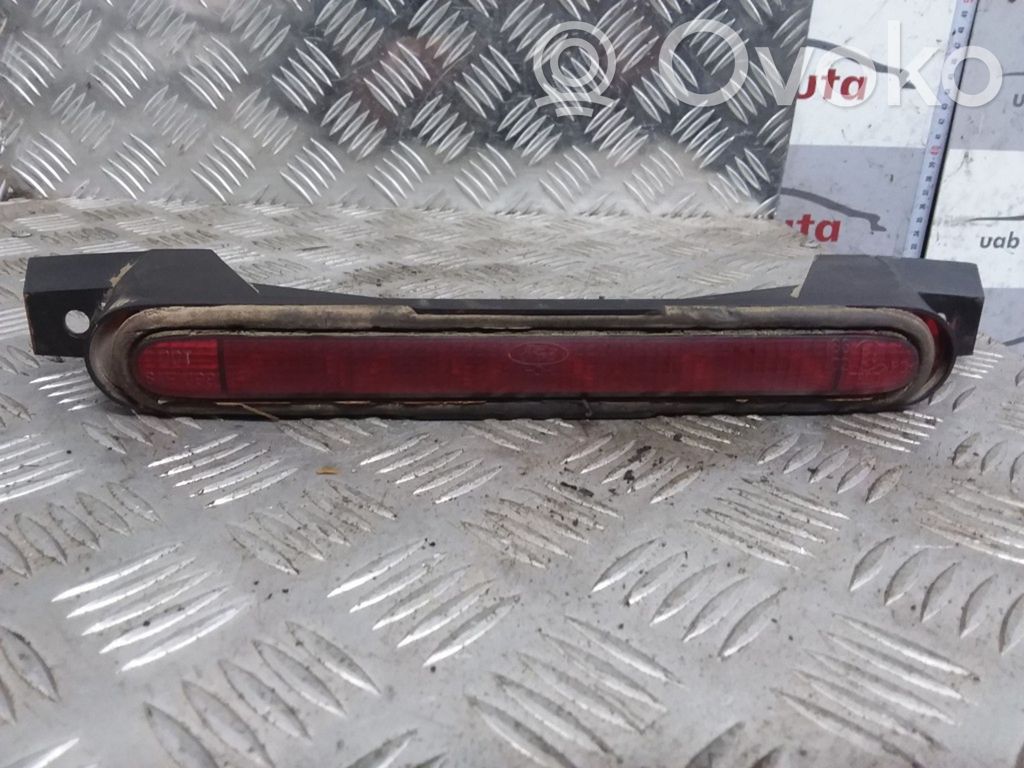 Ford Focus Third/center stoplight 
