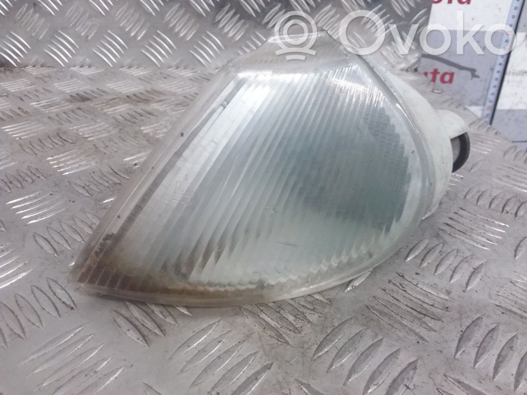 Renault Laguna I Front indicator light 