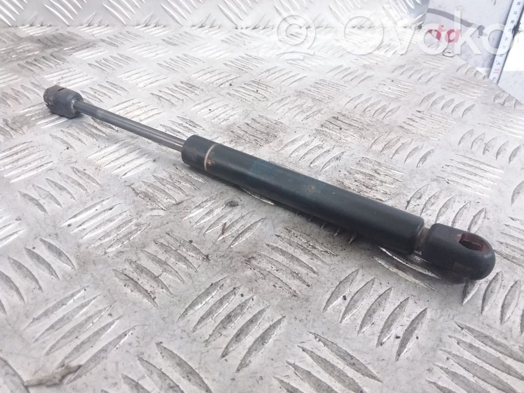 Seat Toledo II (1M) Amortyzator klapy tylnej bagażnika 