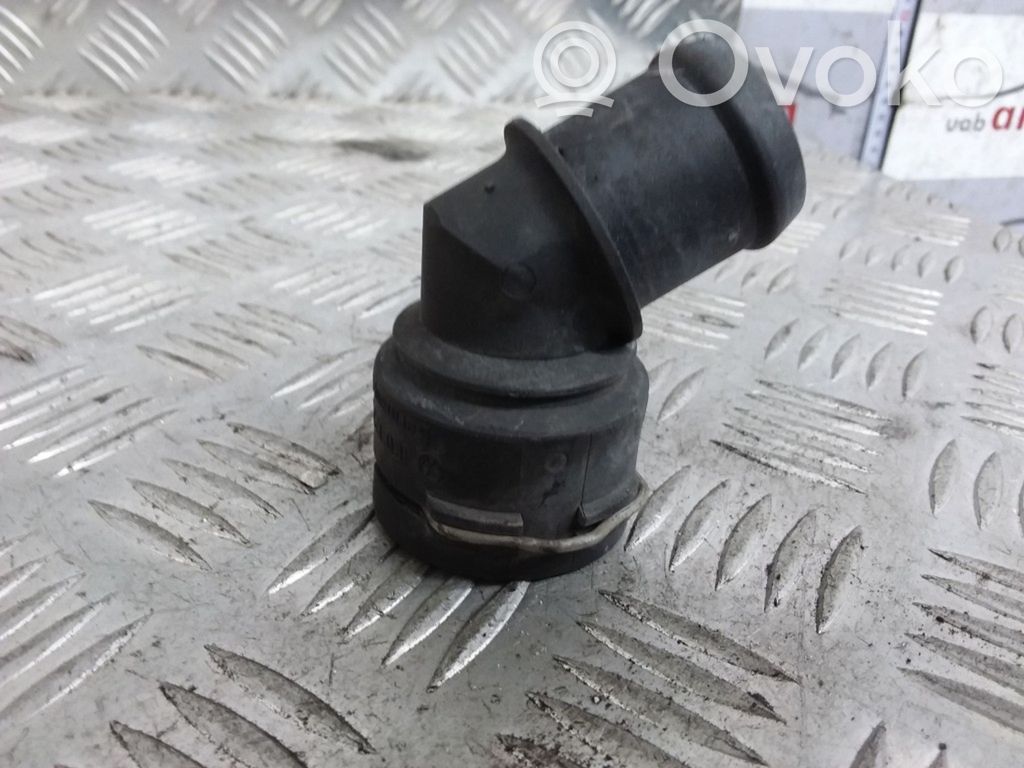 Ford Galaxy Engine coolant pipe/hose 