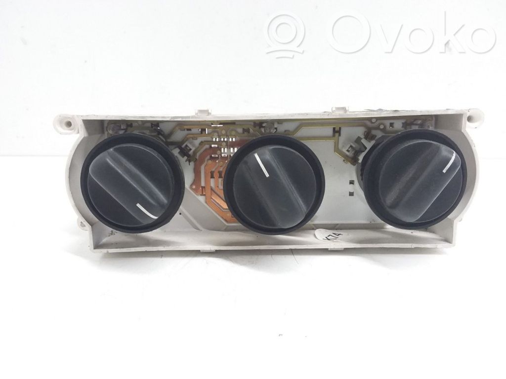 Opel Vectra B Climate control unit 