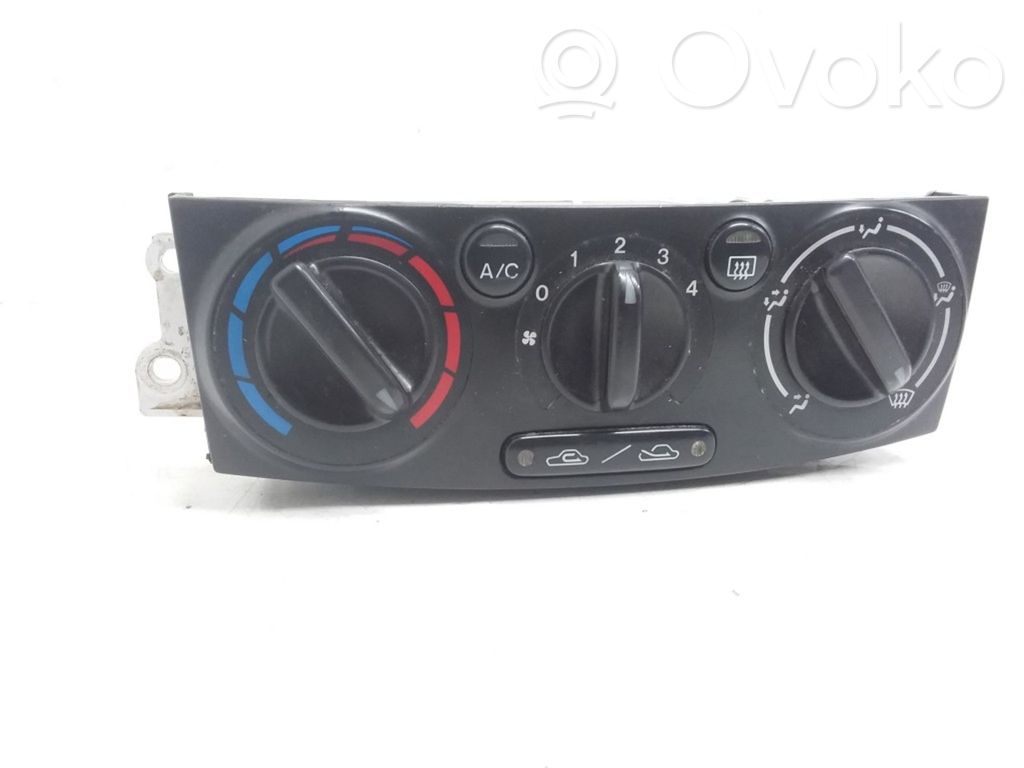 Mazda MPV Climate control unit 