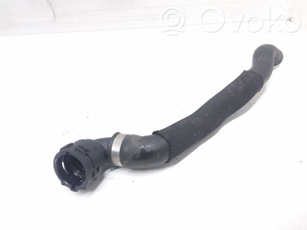 BMW 3 E90 E91 Engine coolant pipe/hose 