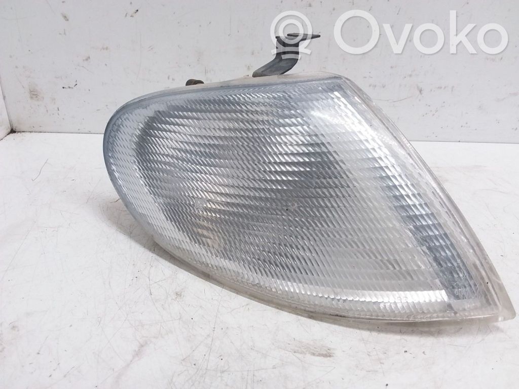 Seat Alhambra (Mk1) Front indicator light 